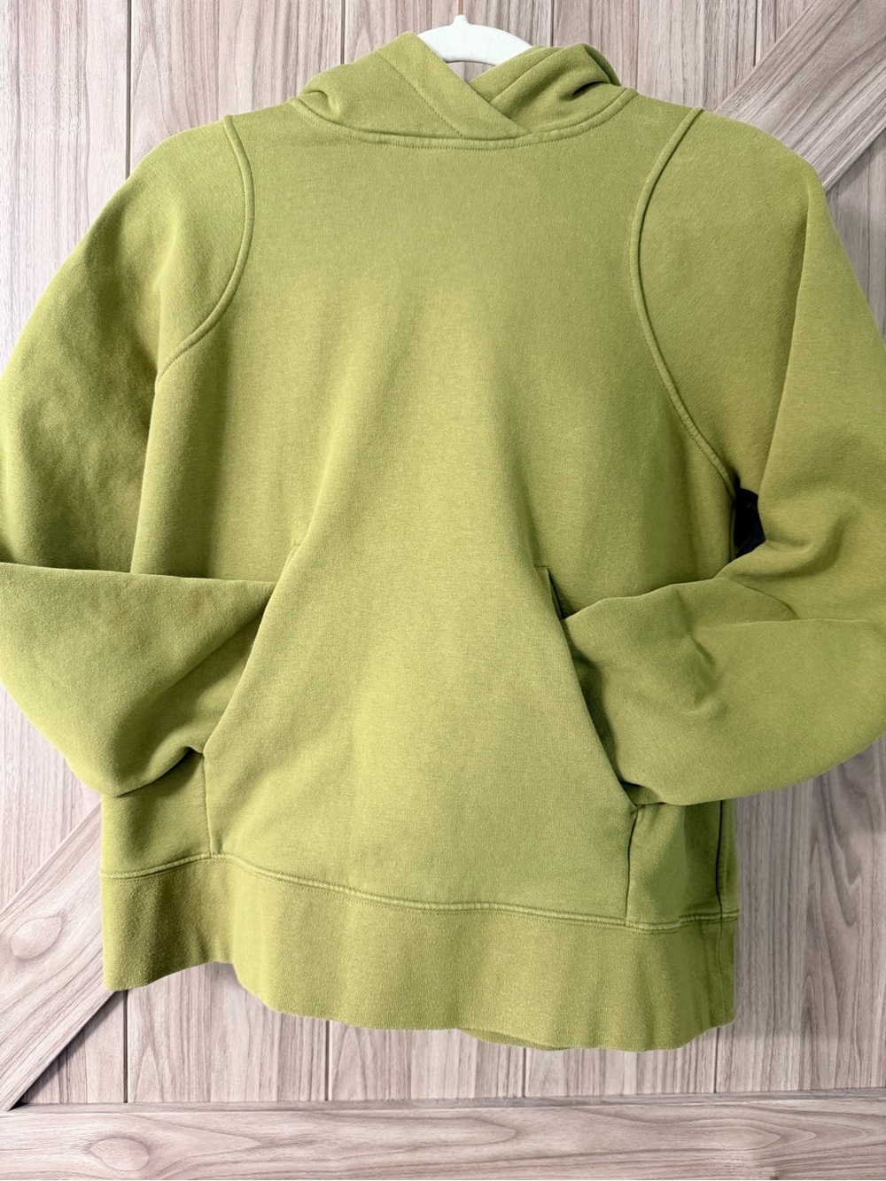 the Lululemon Loungeful Hoodie in bronze green-size 6